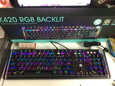 OKER K420 RGB Mechanical Blue Switch Gaming Keyboard คีย์บอร์ดเล่นเกมส์ รับประกัน2ปี