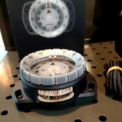 ดูภาพ SUUNTO SK8 BUNGEE MOUNT SCUBA DIVING เข็มทิศดำน้ำTHE POPULAR DIVE COMPASS MADE IN FINLAND เพิ่มเติม SUUNTO SK8 BUNGEE MOUNT SCUBA DIVING เข็มทิศดำน้ำTHE POPULAR DIVE COMPASS MADE IN FINLAND
