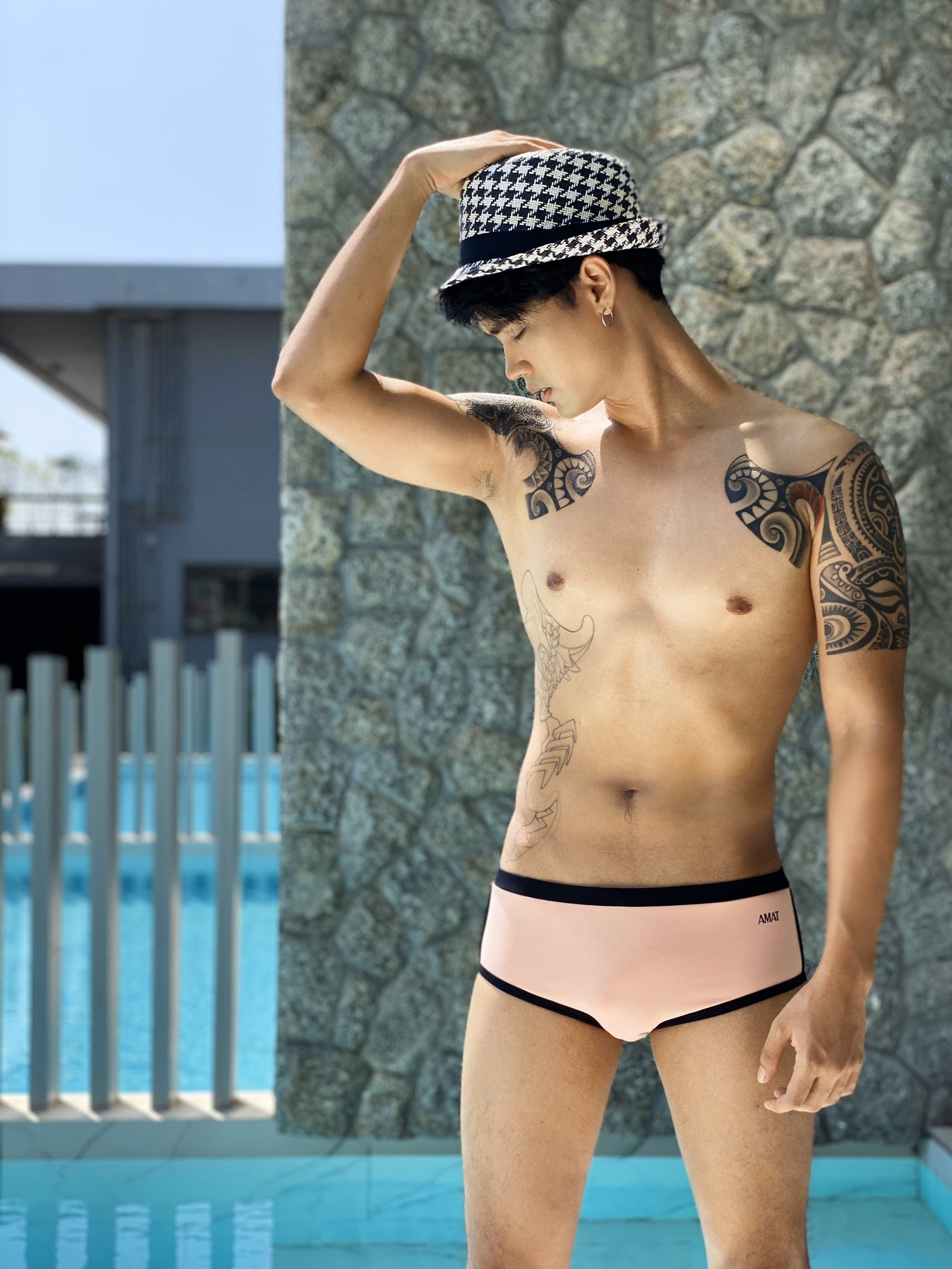 Amat Swimwear รุ่น AKI PINK -  กางเกงว่ายน้ำ ทรงบิกินี่ สีชมพู