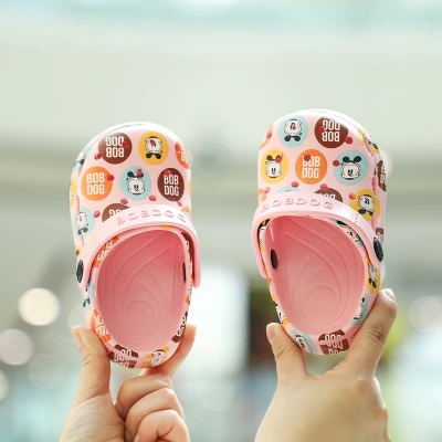 Children's Sandals And Slippers Boys And Girls Baby Hole Shoes Non-slip Cute Printed Beach Shoes