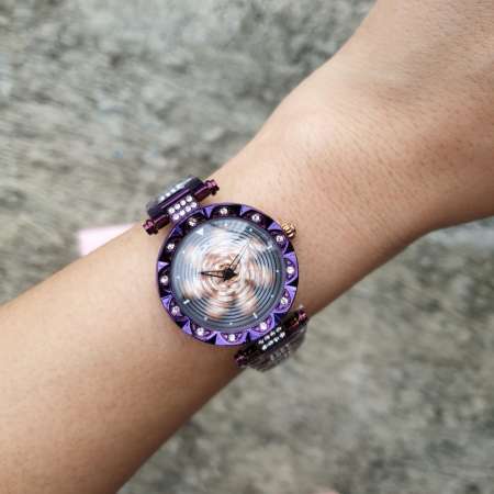 นาฬิกาข้อมือผู้หญิง แบรนด์แท้ Junjia 100%  งานสวยมาก  หน้าปัดหมุนได้   สวยสุด  สะดุดใจมาก  พร้อมกล่องแบรนด์