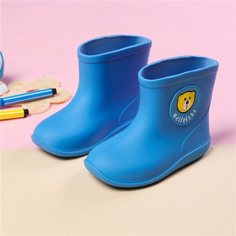 รองเท้าบูทกันฝนเด็กสี่ฤดู2-7เด็กชายและเด็กหญิงอายุลื่นการ์ตูนกันน้ำเด็กยางรองเท้าปก