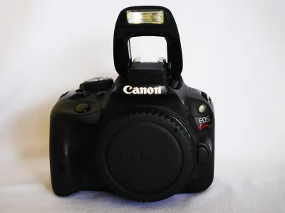 Canon EOS Kiss X7 100D World’s Smallest and Lightest Digital SLR กล้อง DSLR ขนาดเล็ก และเบาที่สุดในโลก Body Only, ( Rebel SL1) Digital SLR Camera - ตัวกล้อง DS126441
