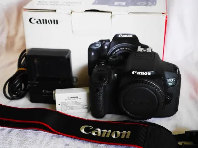 Canon EOS 700D (Rebel T5i, Kiss X7i) Body in Box, Digital SLR Camera - ตัวกล้อง DSLR