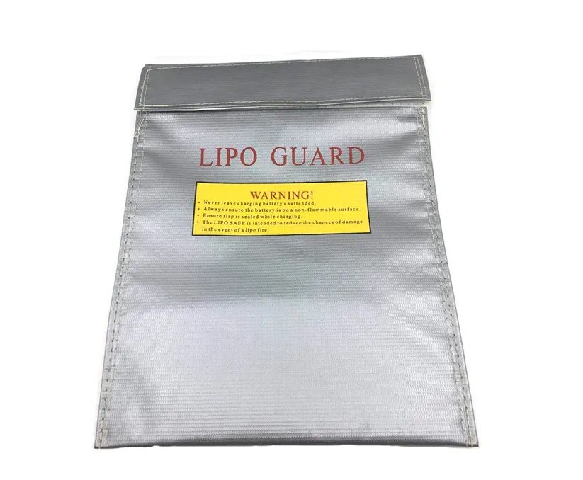 กระเป๋าใส่แบต lipo guard 18*23