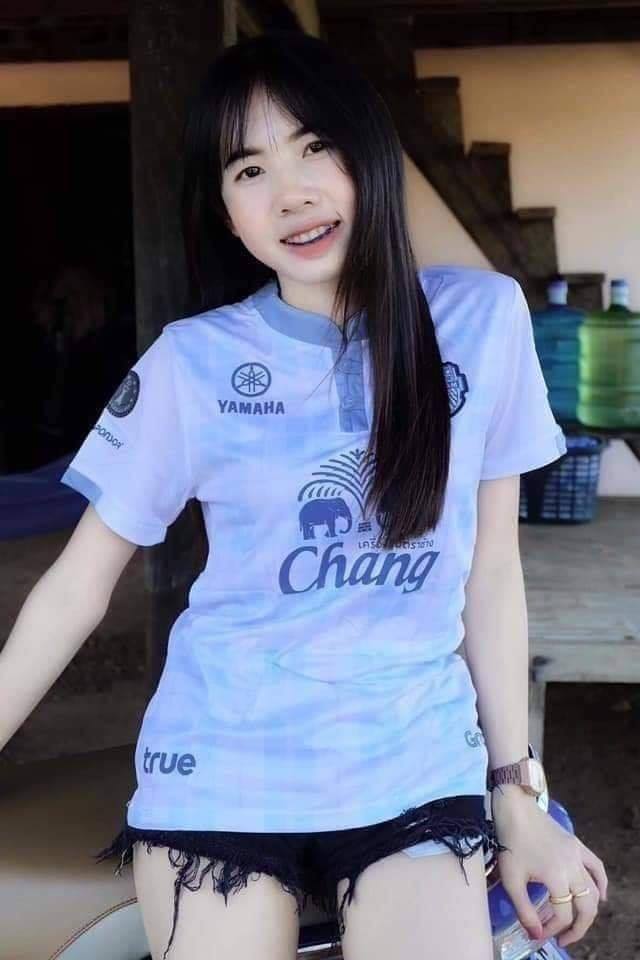 ❥เสื้อบอลหญิงสีขาวฟ้าคอจีน ทีมบุรีรัมย์ ยูไนเต็ด 2019 ❥มีส่งปลายทางจ้า