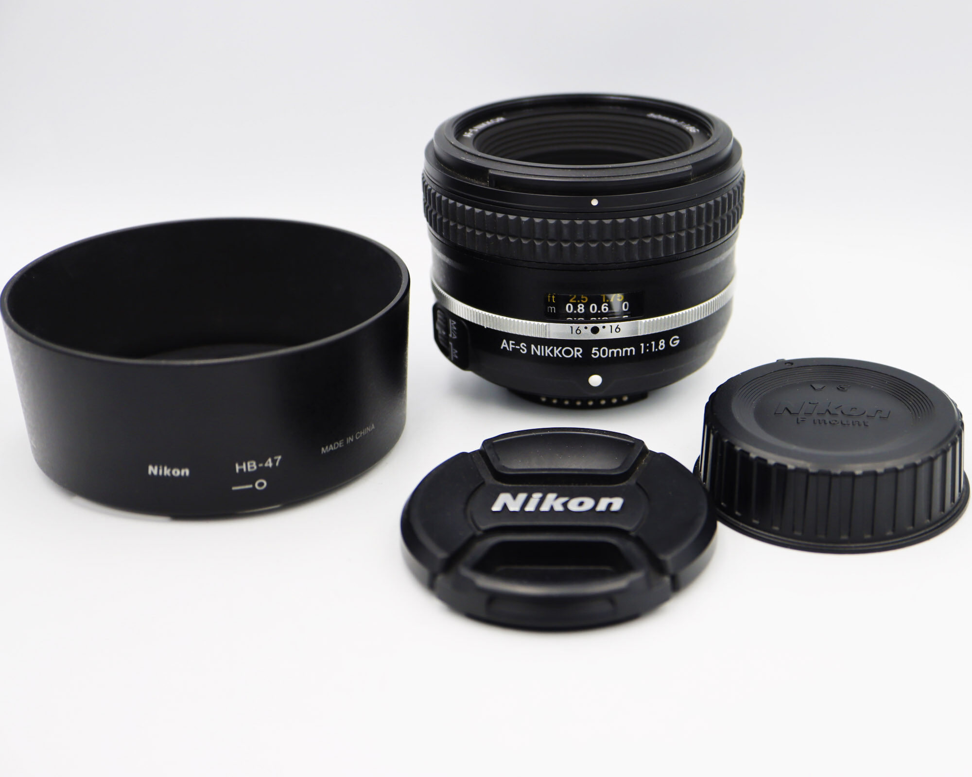 Nikon AF-S NIKKOR 50mm f/1.8G Special Edition SWM Lens, 50mm f1.8G, FX  digital, DX digital (75mm eq.) and 35mm film, beautifully blurred  backgrounds (bokeh), Silent Wave Motor (SWM) for ultra-fast, near silent