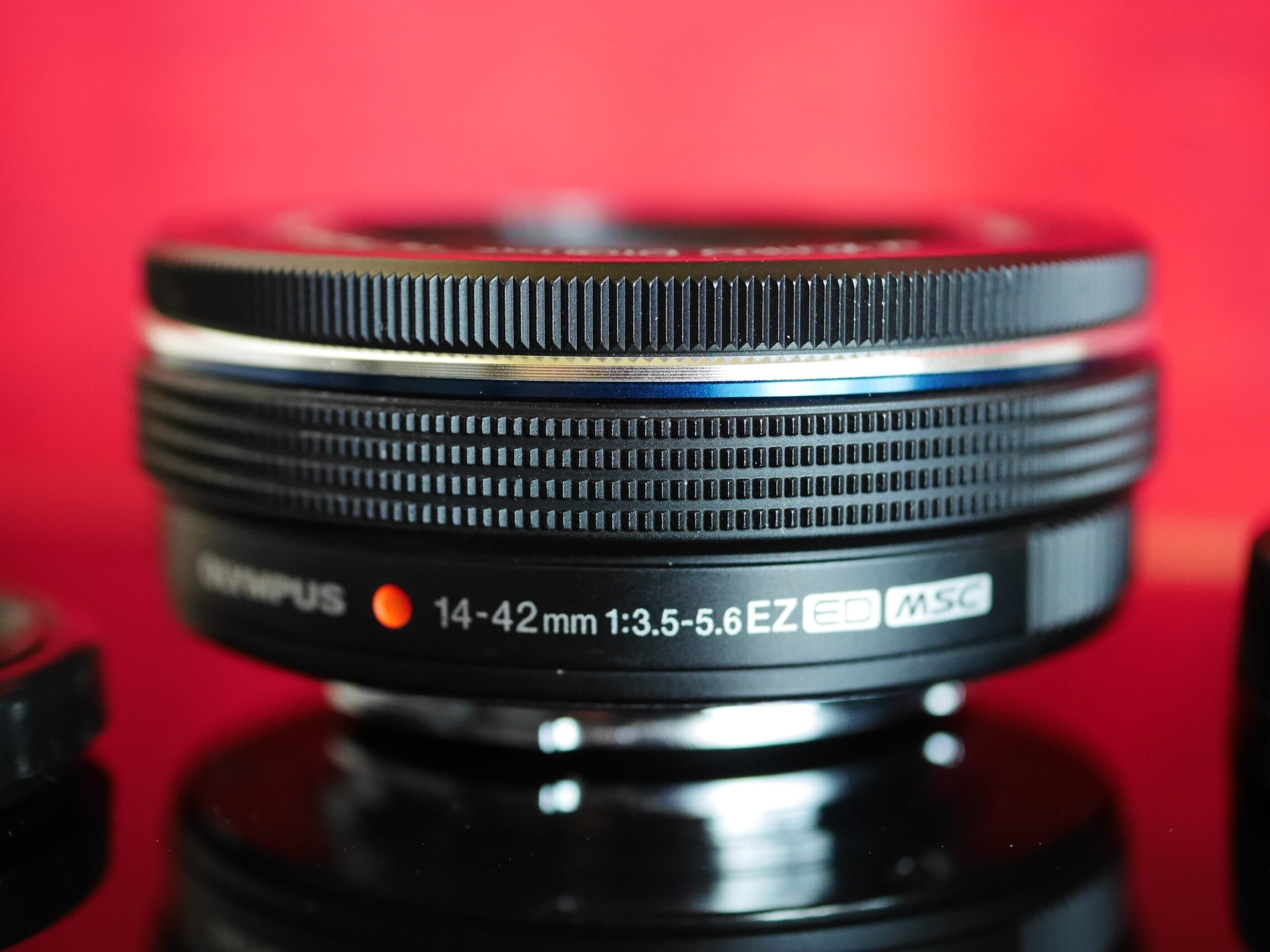Olympus M.Zuiko 14-42mm F3.5-5.6 EZ ED Black Lens for Micro M4/3