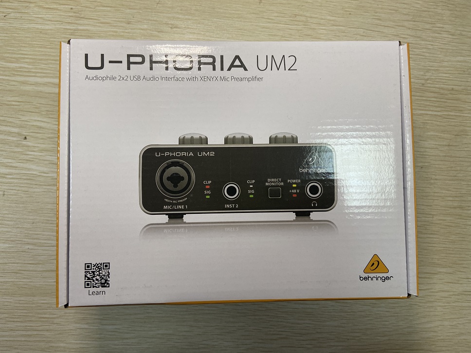 BEHRINGER UMC22 UM2 Audio Interface Microphone Headphone Amplifier