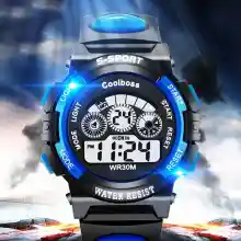 ภาพขนาดย่อของภาพหน้าปกสินค้านาฬิกาข้อมือดิจิตอล สำหรับผู้ชาย นาฬิกาข้อมือแฟชั่น LED ดิจิทัล แบบควอตซ์ สไตล์เรียบ จากร้าน DaDa Perfect บน Lazada
