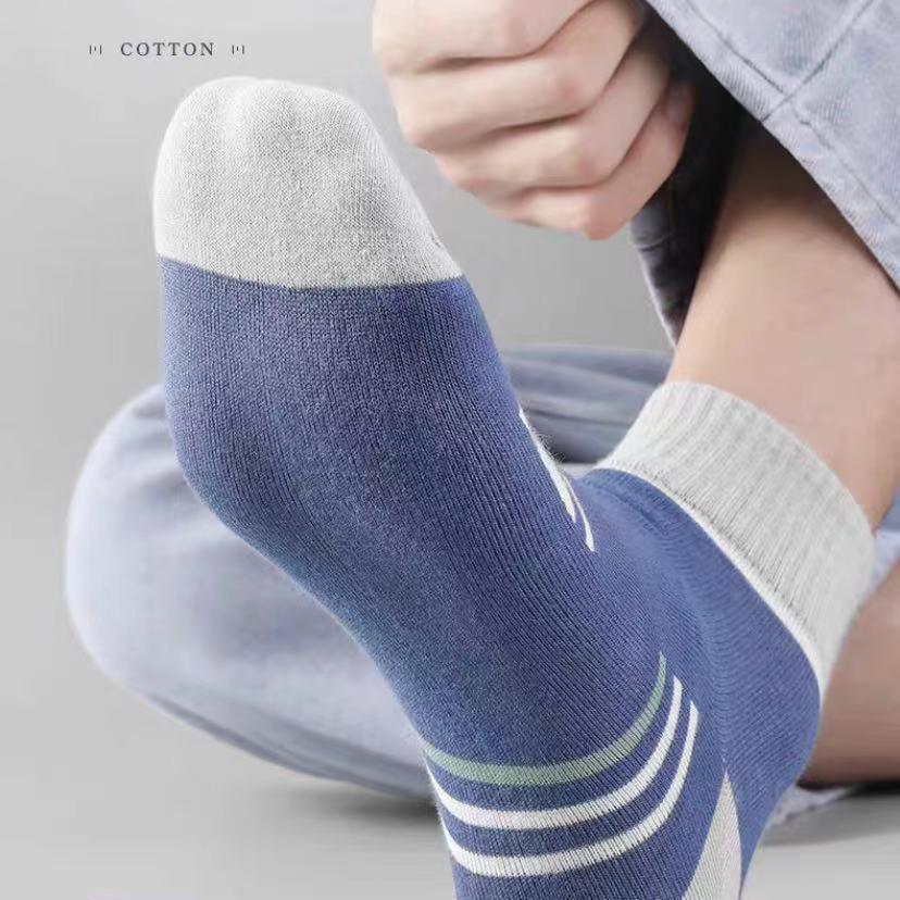 ถุงเท้าผ้าฝ้าย แบบหนา กันกลิ่น ดูดซับเหงื่อ Mens cotton socks medium