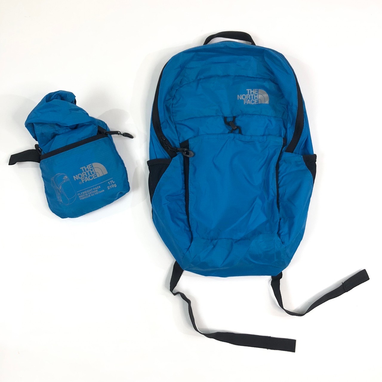 The north face flyweight cheap pack 17l