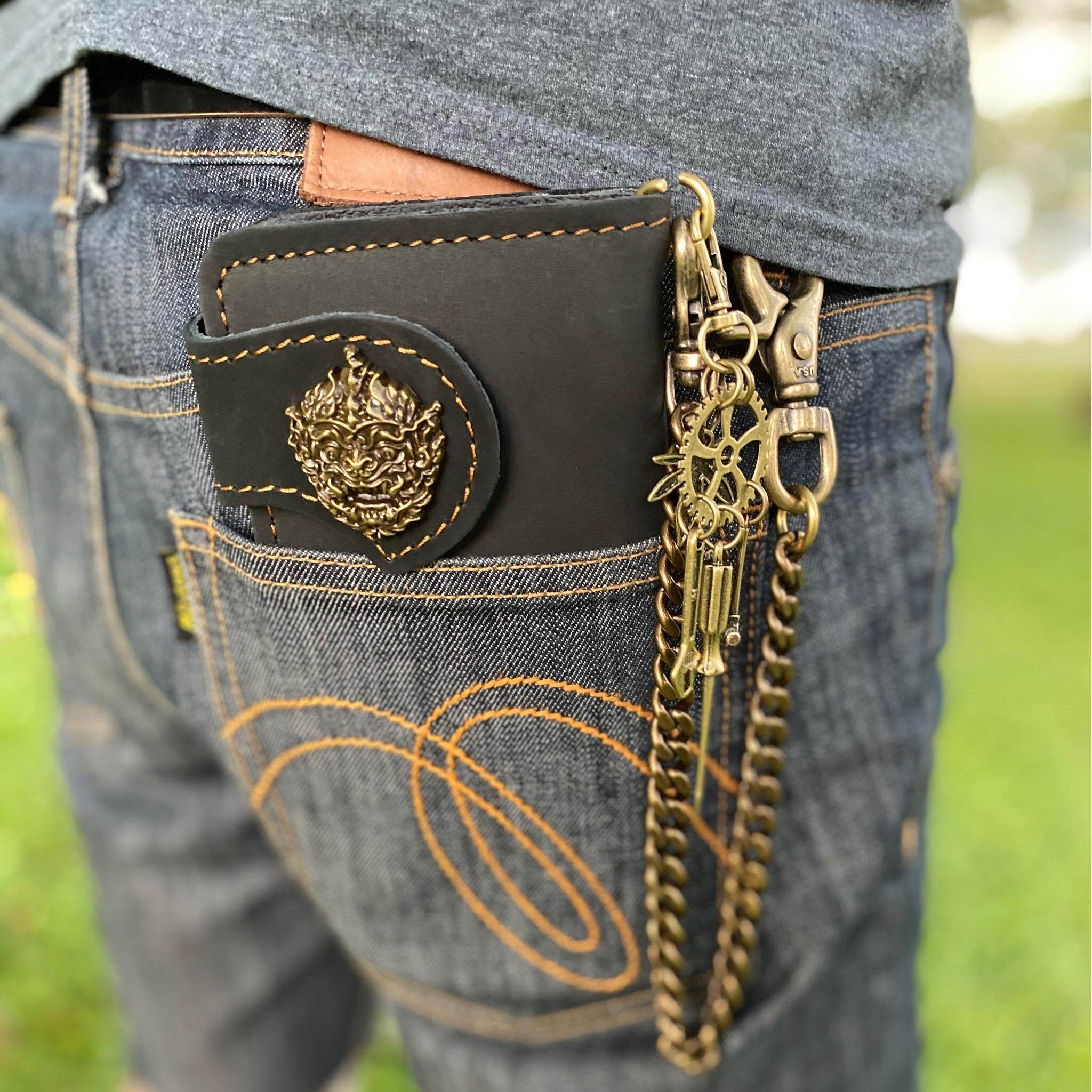 PSA Leather กระเป๋าสตางค์หนังแท้ + โซ่ทองเหลือง + พวงกุญแจ*02 สไตล์วินเทจ เท่ๆ (ได้ครบชุด)