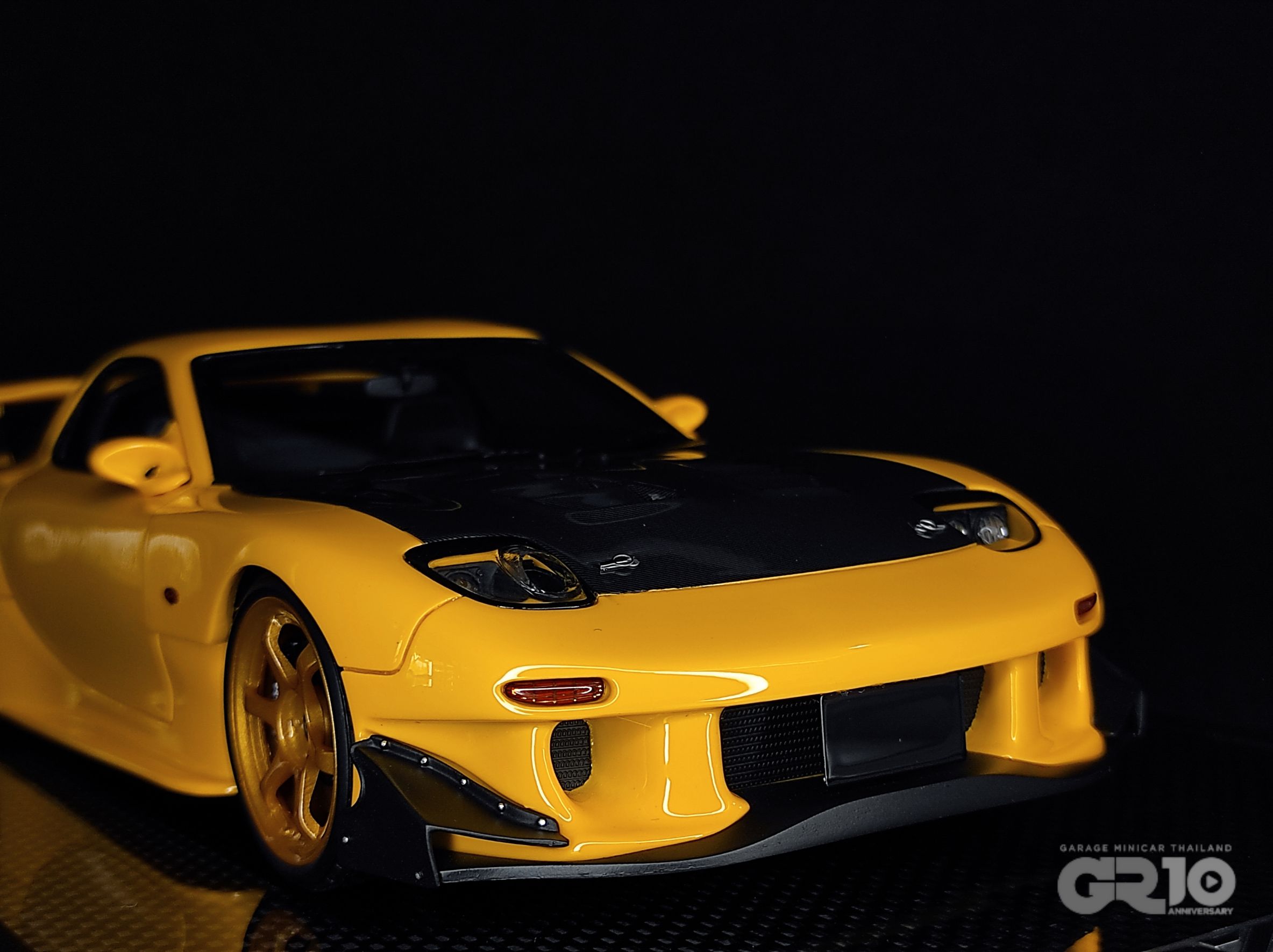 Mazda RX7 YELLOW BLACK (Polar Master) 1/18 | Lazada.co.th