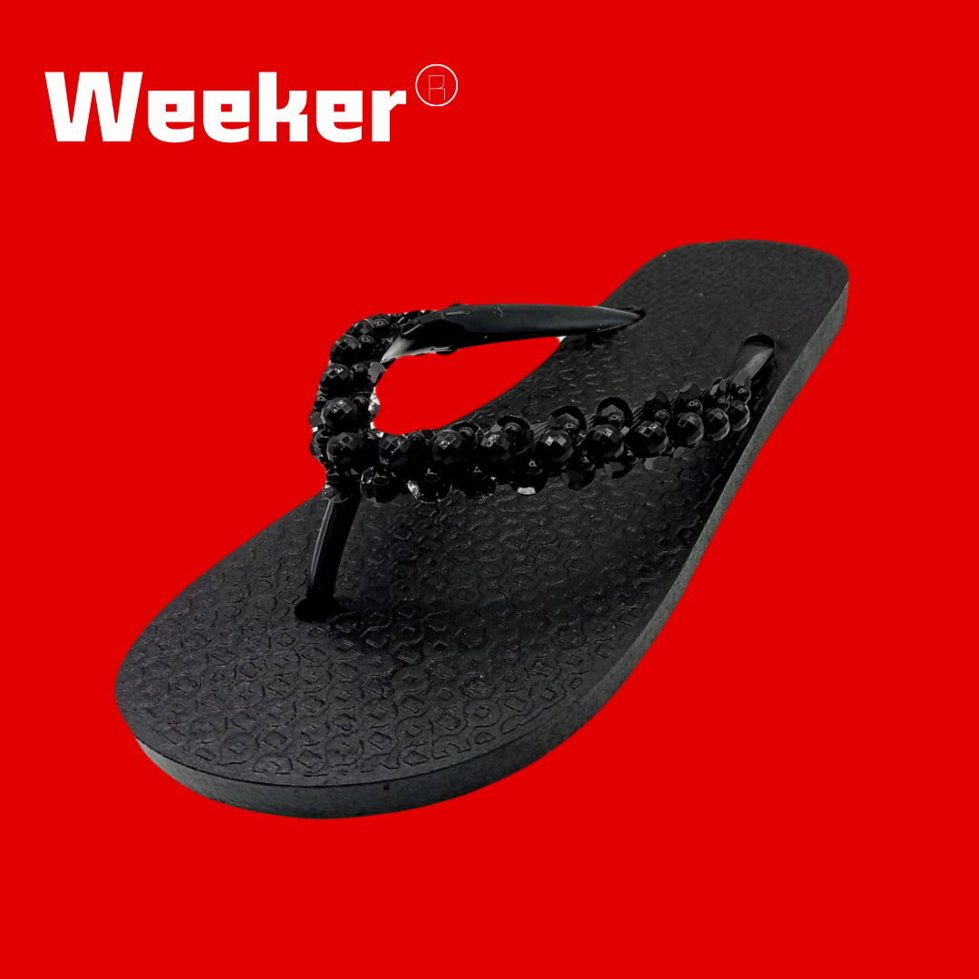 SSS Weeker 135 6-9 รองเท้าแตะ หูคีบ ผู้หญิง ร้อยลูกปัดด้วยมือ พื้นยาง ไม่ลื่น ใส่สบาย (ดำ,ดาว,ลูกปัด)