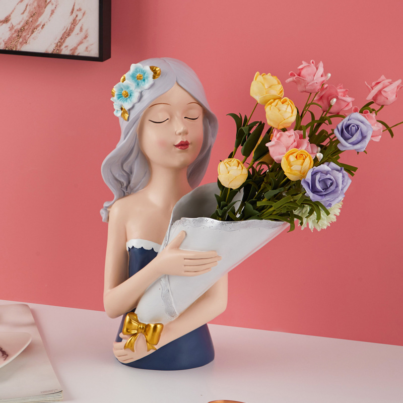 สร้างสรรค์ถือดอกไม้สาวตกแต่งห้องนั่งเล่นตู้ทีวีการจัดดอกไม้นุ่มเรซิ่นงานฝีมือแฟนของขวัญวันเกิด