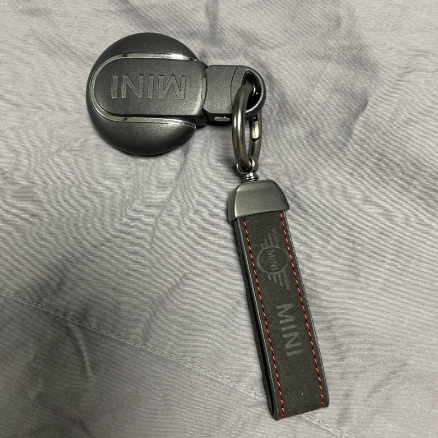 พวงกุญแจแต่งมินิ MINI COOPER ใหม่ 2021 Ver.2 ; MINI Key Chain MINI R50 ...