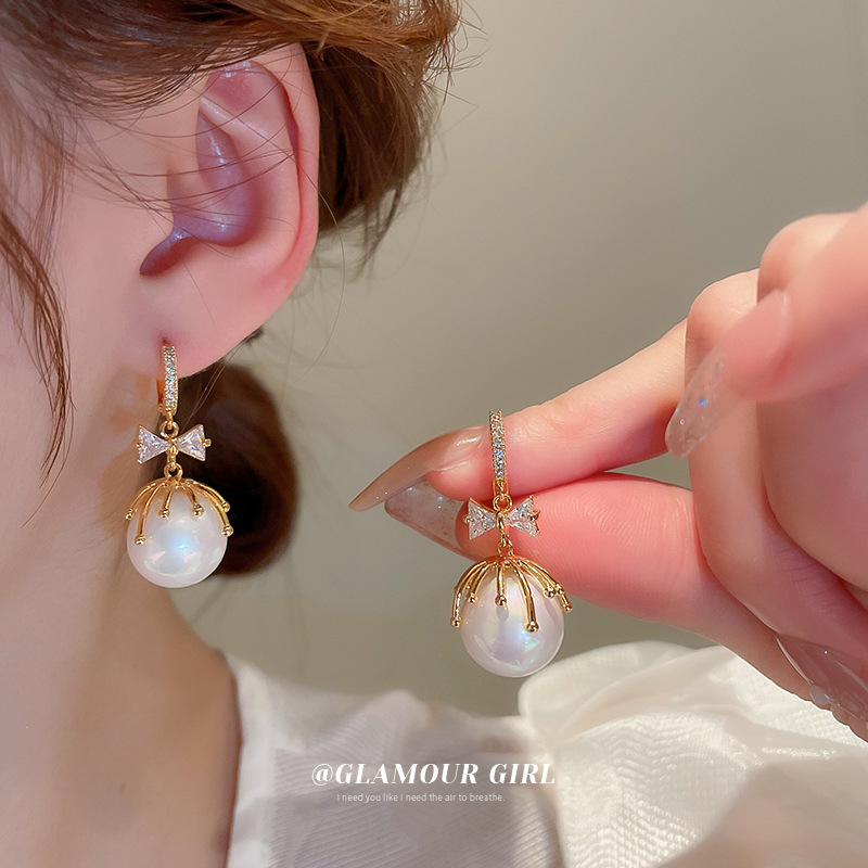 Zirconia pearl bow fashion earrings for women