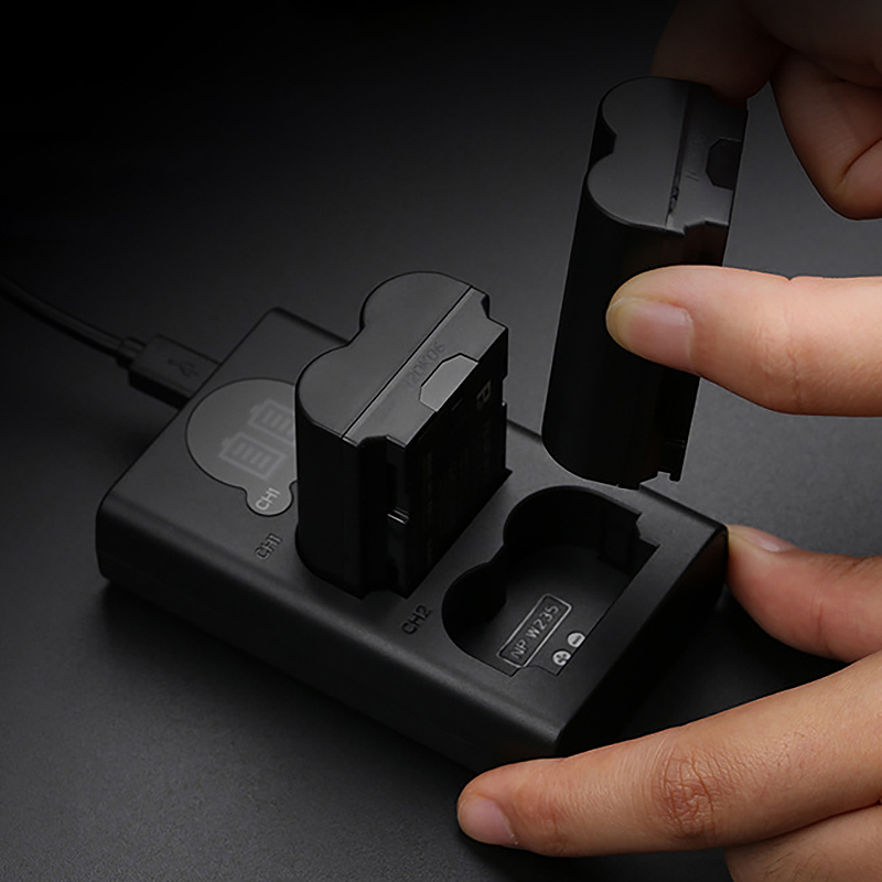 NPW235 Camera Battery Charging Dock, Smart Display USB Dual Charging