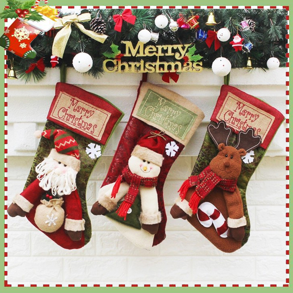 ถุงเท้าน่ารักๆ ถุงเท้าแขวนประตู ถุงเท้าสำหรับตกแต่งวันคริสต์มาส อุปกรณ์ตกแต่ง ต้นคริสต์มาส