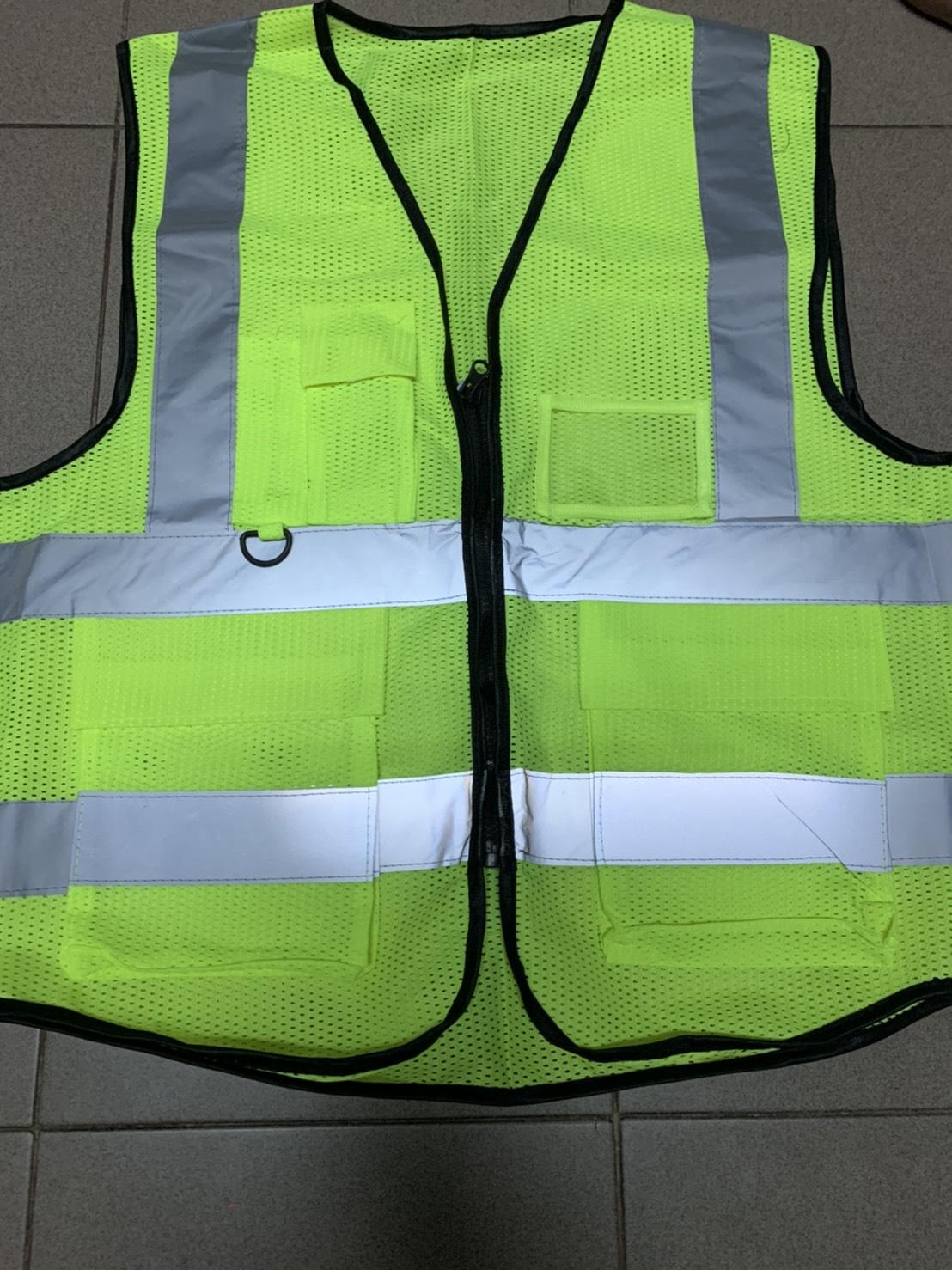 Reflective Vest、 เสื้อกั๊กสะท้อนแสง,ความปลอดภัยเสื้อกั๊กสะท้อนแสงเห็นได้ชัด Traffic Construction ชุดปั่นจักรยาน เสื้อจราจร เสื้อกั๊กจราจร เสื้อกั๊กสะท้อนแสง safety vest