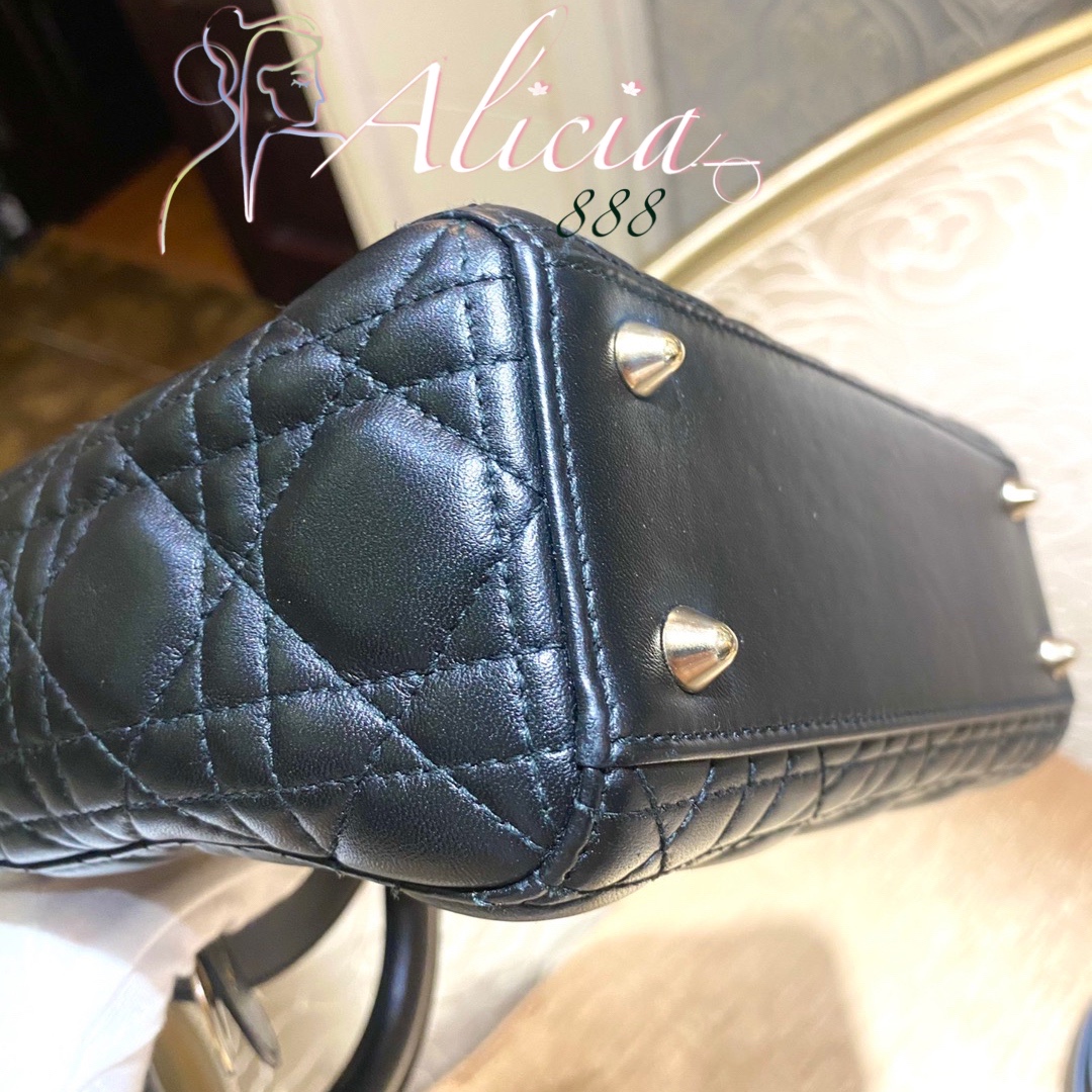 small lady 20 white lambskin shw