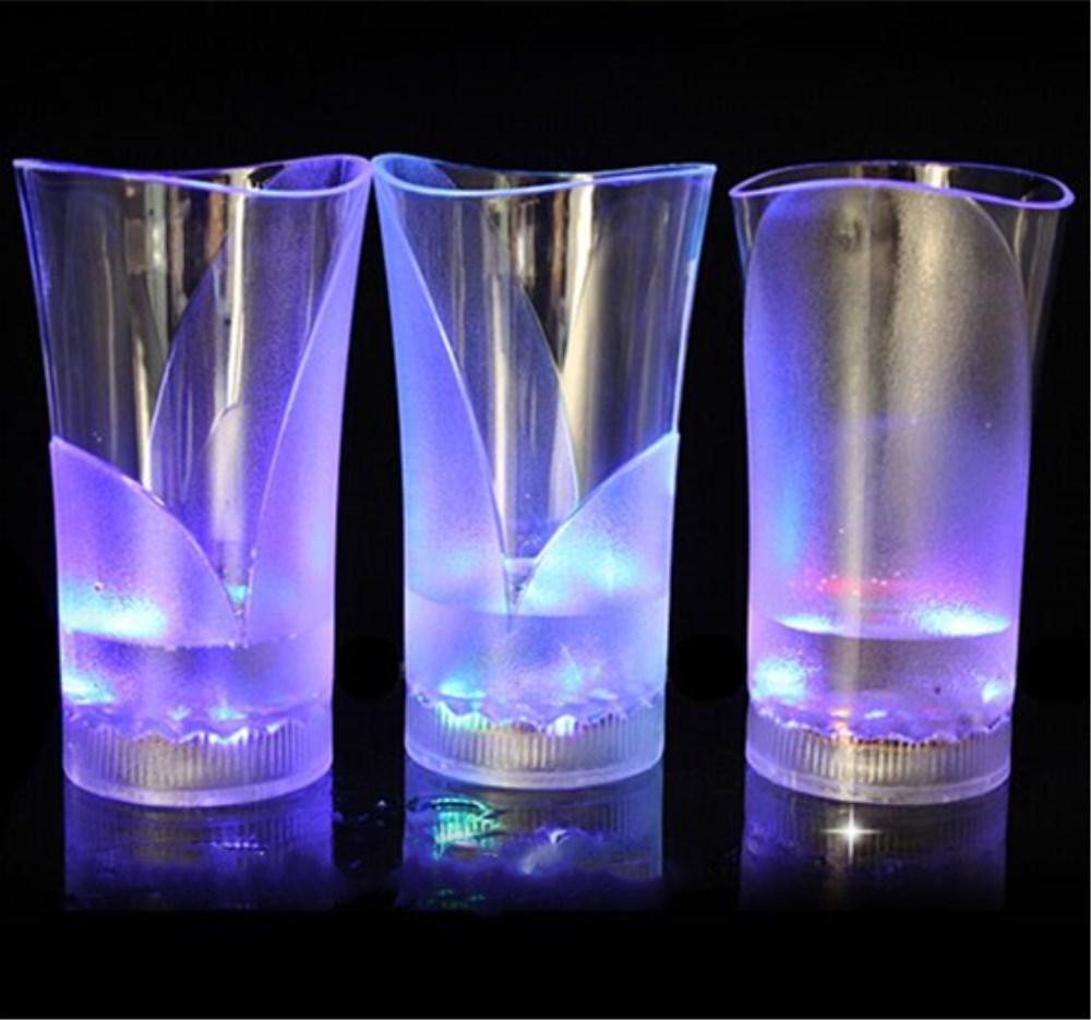 แก้วเครื่องดื่มมีไฟ แก้วอะคริลิค แก้วเครื่องดื่ม LED แก้วLED แก้วมีไฟ LED เปลี่ยนสีได้ แก้วปาร์ตี้ ไฟติดอัตโนมัติ LED CUP