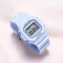 ภาพขนาดย่อของภาพหน้าปกสินค้า️(พร้อมส่ง) ขายส่ง นาฬิกาข้อมือผู้หญิงและผู้ชาย นาฬิกา นาฬิกาข้อมือ นาฬิกาดิจิตอล กันน้ำ แฟชั่น วัยรุ่น พาสเทล ระบบไฟ LED รุ่น INS01 9 สี ️ จากร้าน Lalasalestore บน Lazada ภาพที่ 9