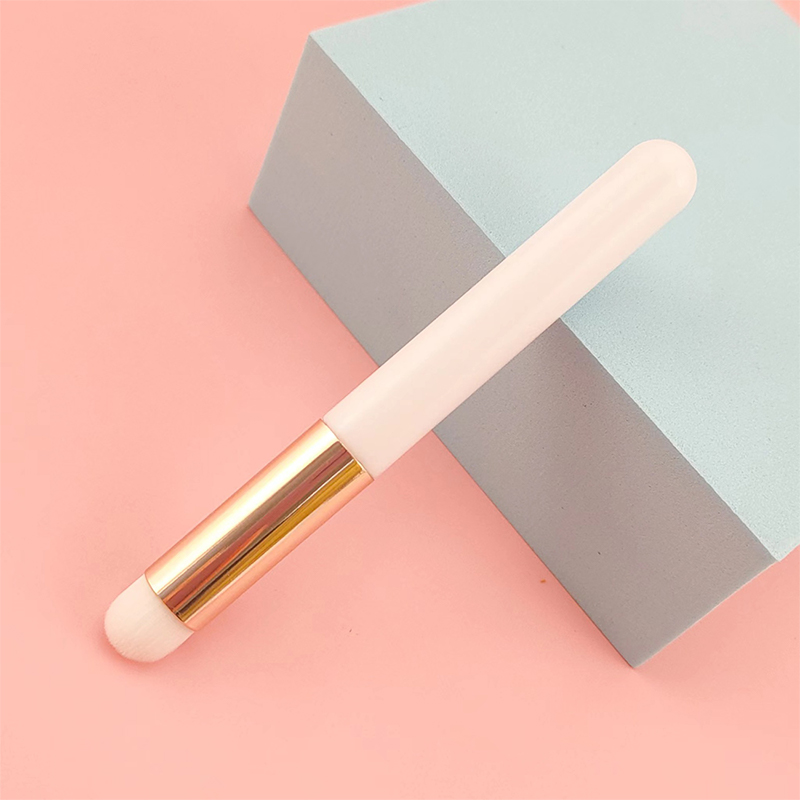 Graceful Round Head Lip Brush Makeup Brush Lipstick Smudge Brush Mini Blush Brush
