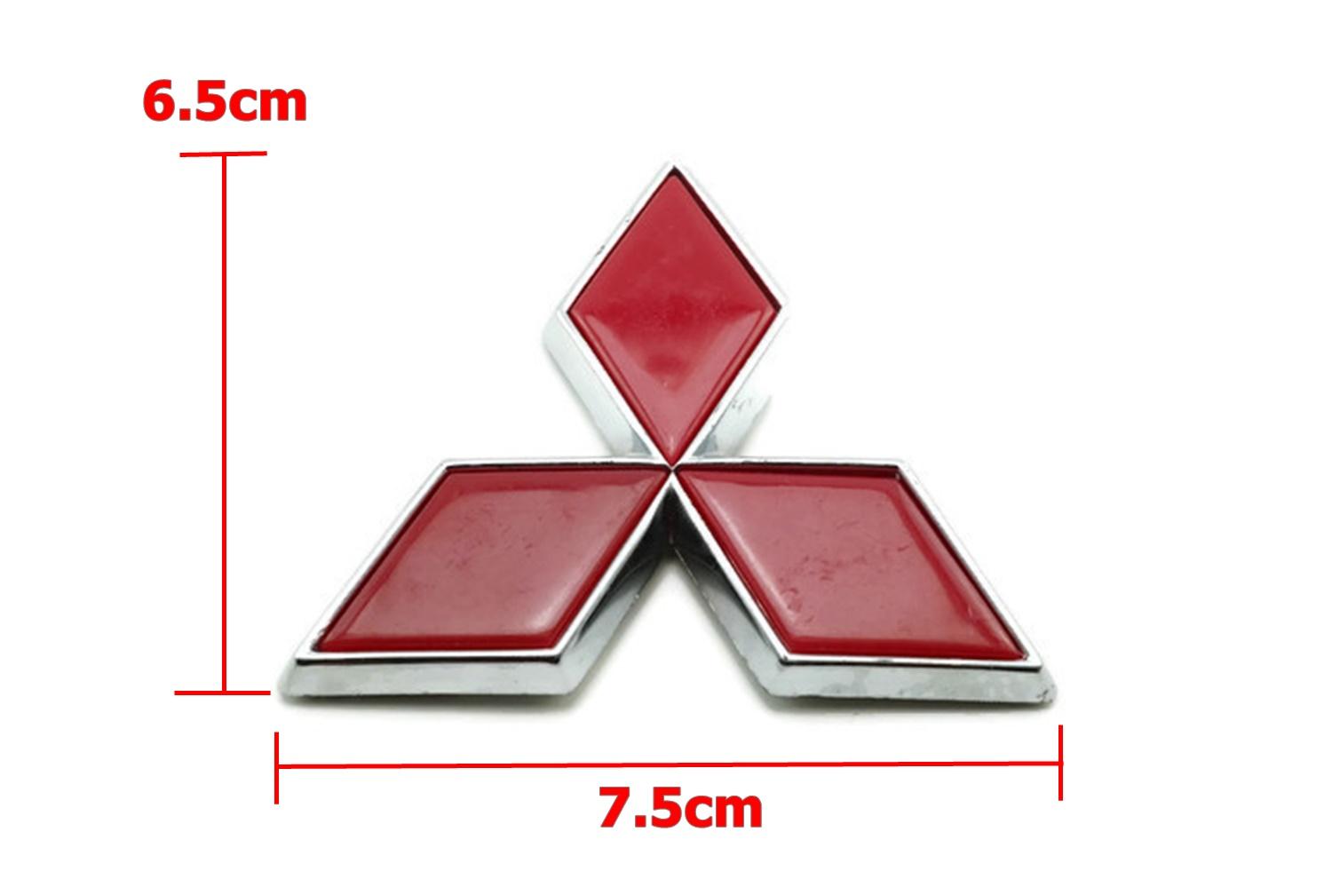 ป้ายโลโก้มิตซูบิชิพลาสติก สีแดงขอบโครเมี่ยม ขนาด 7.5x6.5 cmติดตั้งด้วยเทปกาวสองหน้า