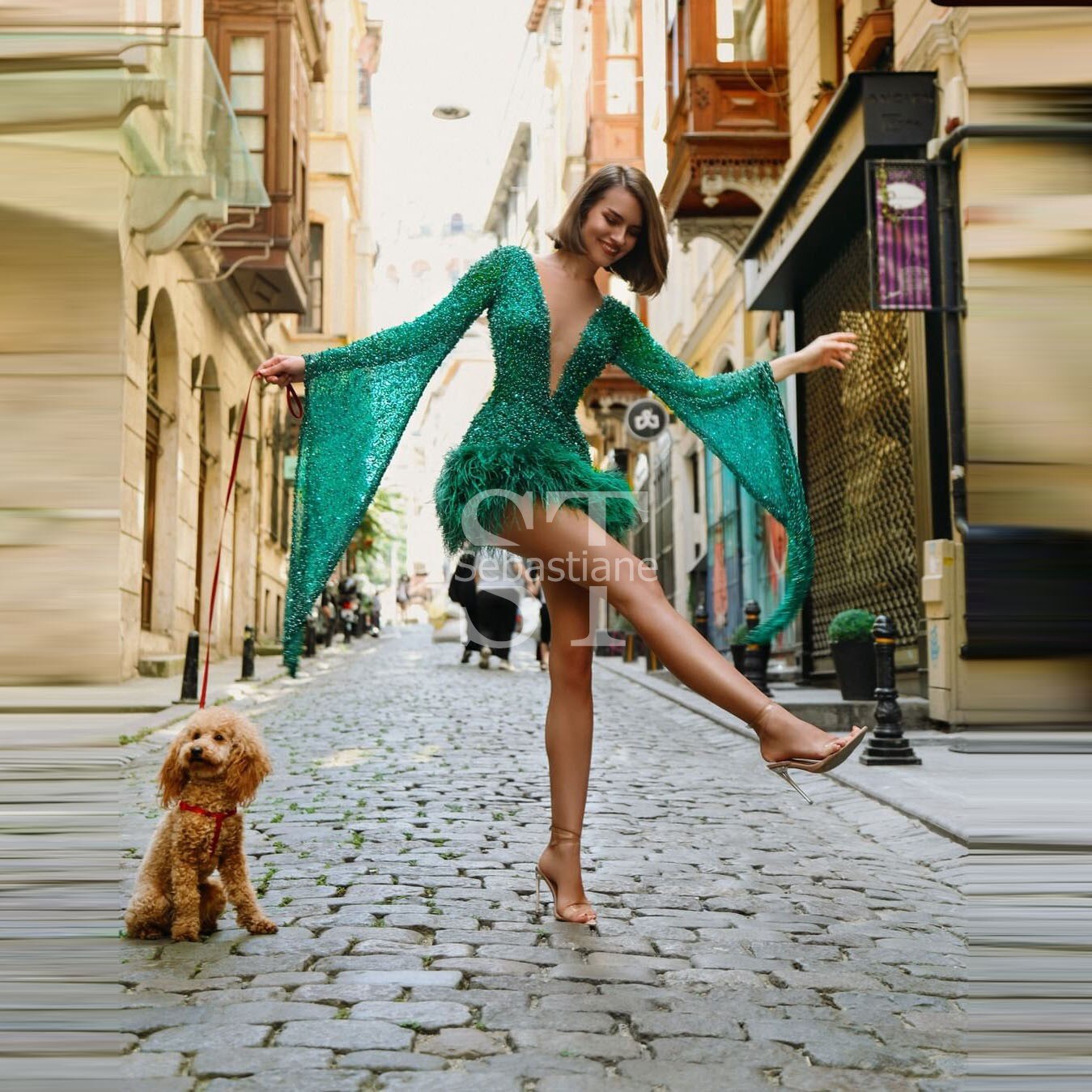 Backless Feathers Cocktail Dresses Long Sleeves V Neck Sequins Glitter