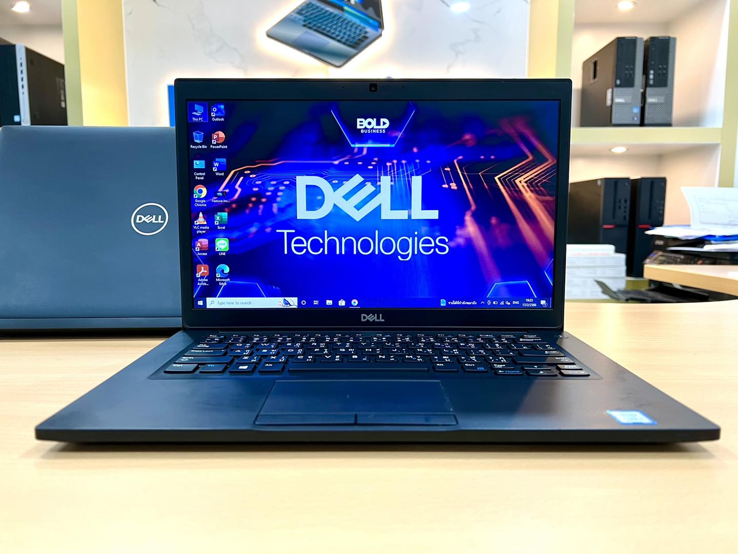 Dell Latitude 7490 - Computer by POP Store - ThaiPick