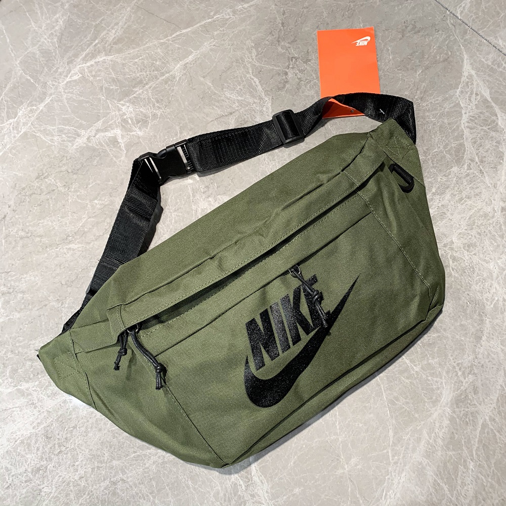 [ NIKE แท้ 100% ]Nike กระเป๋าสะพายข้างคู่กระเป๋าสะพายไหล่กระเป๋านักเรียน Elite กระเป๋าเดินทางไม่ระบุเพศ man and women bag กระเป๋าแฟชั่น Waist Bag รุ่น 007(9สี)