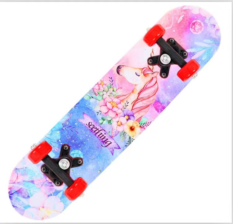 สเก็ตบอร์ดเด็ก สเก็ตบอร์ดสำหรับเด็กSkateboard สเก็ตบอร์ดมือใหม่ ดับเบิ้ลร็อกเกอร์ เมเปิ้ลบอร์ด สเก็ตบอร์ด 4ล้อ