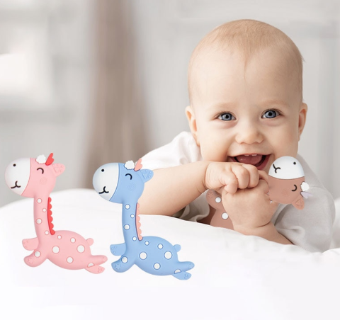 ยางกัดเด็กปลอดสารพิษ, FDA , ออกแบบรูปยีราฟ    Non-toxic Baby Teether, FDA Approved, Fun Giraffe Shape Designs  สีวัสดุ Pink