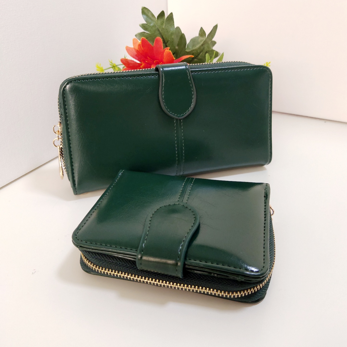 KOREAN กระเป๋าสตางค์ชุดเซ็ตใบสั้น+ใบยาว 2 ใบในราคาพิเศษ ใบยาวมีสายค้องมือ รุ่น A006-LS(สีเขียว)