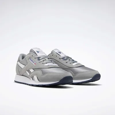 REEBOK : รองเท้ากีฬาผู้ชาย รุ่น CL NYLON สี platinum /platinum /jet blue-r