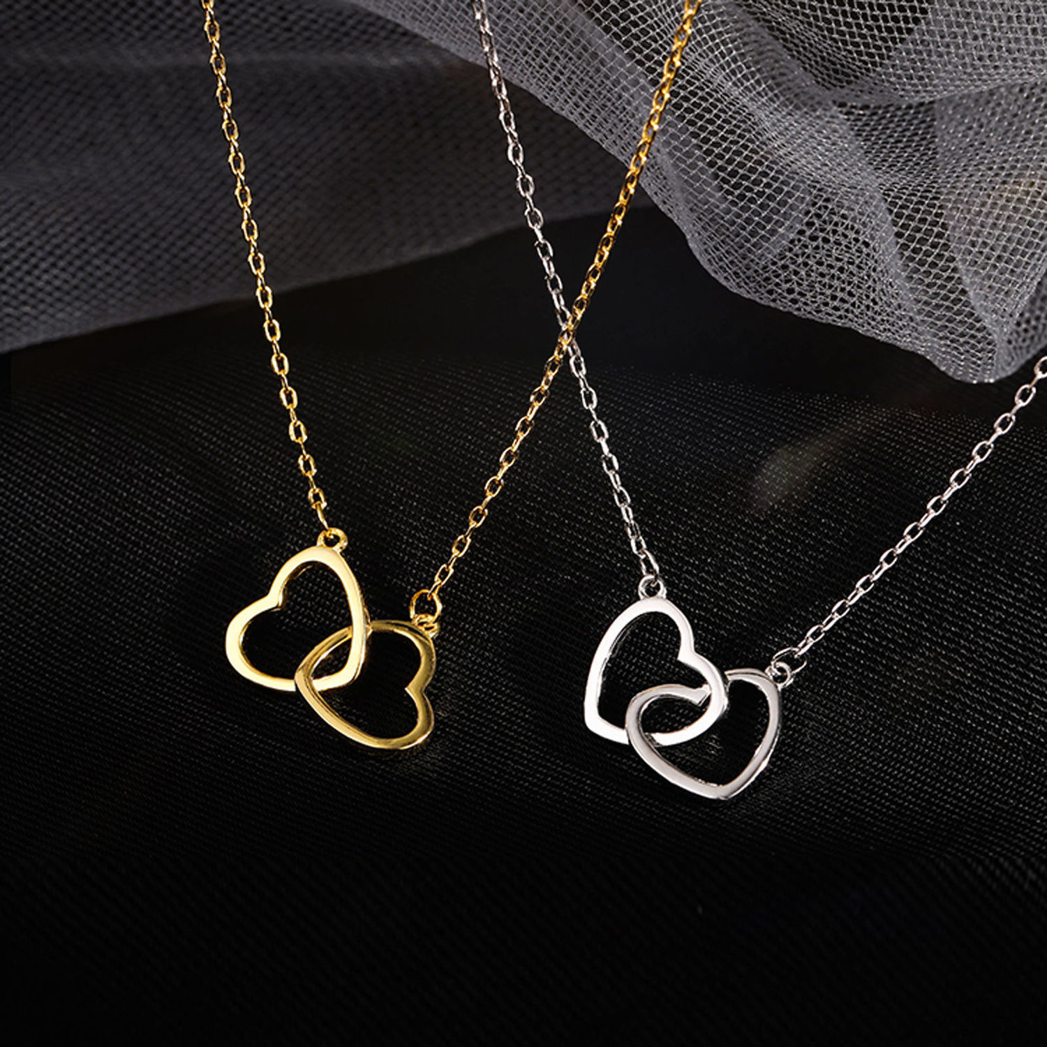 สร้อยคอไทเทเนียมสตีลไม่ซีดจางสร้อยคอโซ่กระดูกไหปลาร้าหัวใจพีชTitanium steel non-fading necklace peach heart clavicle chain necklace