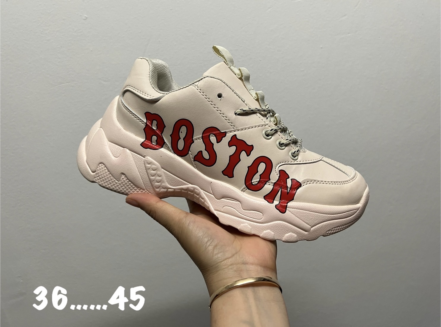 SALEถูกที่สุดพร้อมส่ง New MLB BOSTON รองเท้าผ้าใบ HOLA. ThaiPick