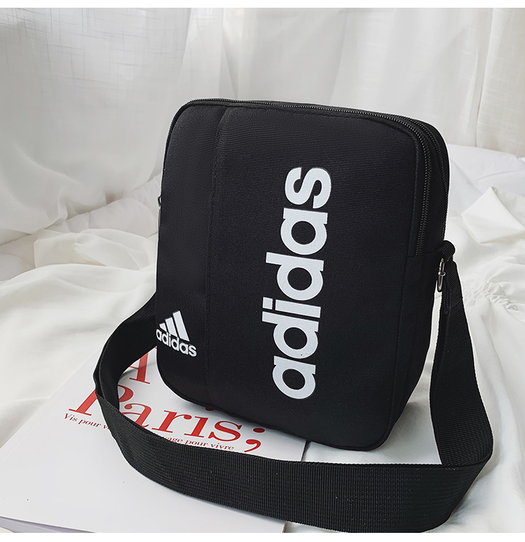 Adidas Bag กระเป๋าแฟชั่น Adidas Shoulder diagonal Bag สี ดำ สี ดำ