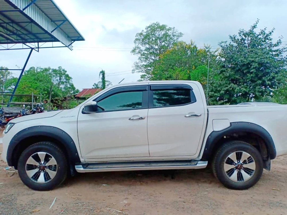 คิ้วล้อ Isuzu All New Dmax 2020 แคปและ 4ประตู (รถสูง)