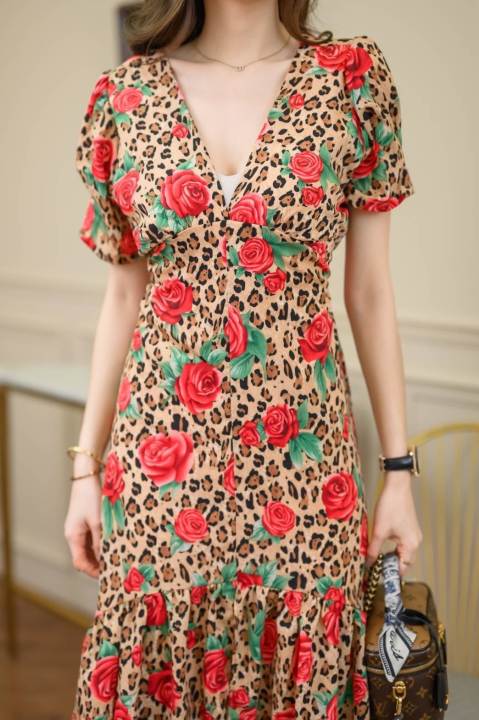 PAT001 TARA Dress ชุดเดรส คอวี แขนพอง แต่งระบายชาย ลายเสือ+ดอกกุหลาบ ผ้าไหมอิตาลีอย่างดี ผ้าไม่หนามาก ผ้าใส่สบาย ไม่ร้อน – No Brand >>> top1shop >>> lazada.co.th 🇹🇭 🇹🇭 🇹🇭🛒🛍🛒