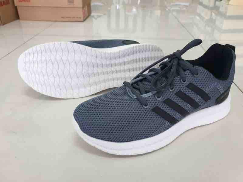 ดูภาพ **งานสั่งทำ ผ้าใบหัวเหล็กแบบสปอร์ต ใส่สบาย นุ่มเท้า น้ำหนักเบา ราคา 480 บาท เพิ่มเติม **งานสั่งทำ ผ้าใบหัวเหล็กแบบสปอร์ต ใส่สบาย นุ่มเท้า น้ำหนักเบา ราคา 480 บาท