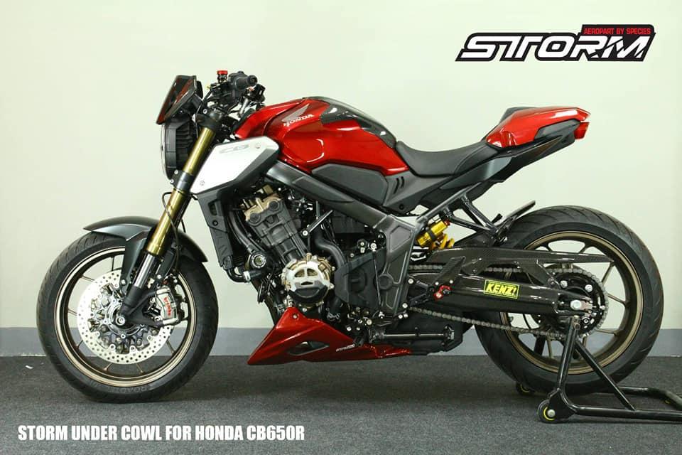 ราคา สุดยอด!! STORM อกล่าง สำหรับ Honda cb650f และ cb650r 2019 สีแดง