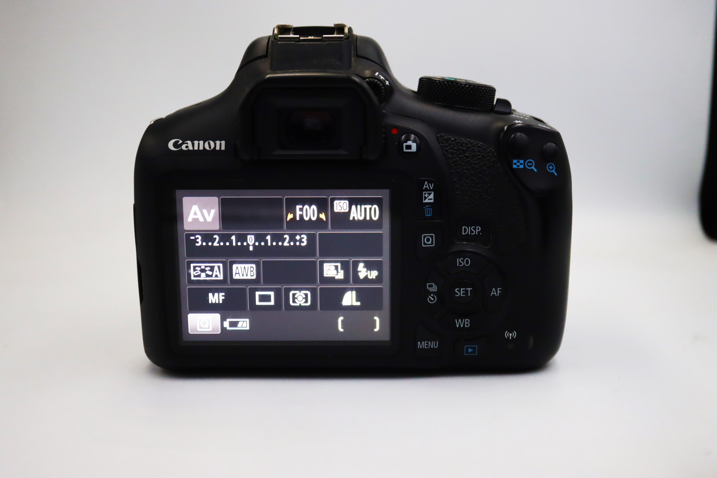Canon EOS 1300D (Kiss X80 Rebel T6) DSLR WiFi NFC Body only ตัวกล้อง