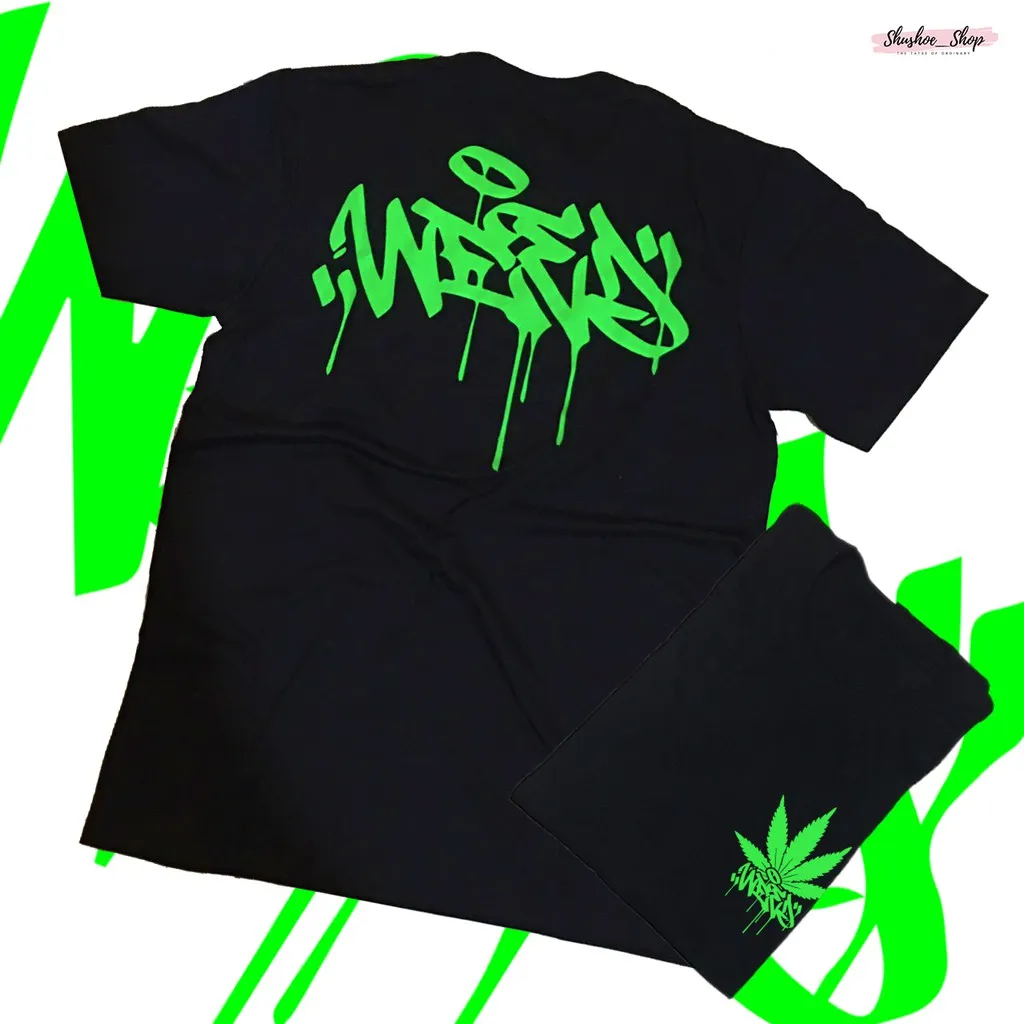 โปรโมชั่น เสื้อลาย เสื้อแนวสตรีท เสื้อยืดผู้ชาย เสื้อสกรีน WEED ผ้าคอตตอน100% สกรีนสีเขียวสะท้อนแสง ลดกระหน่ำ เสื้อกั๊ก สะท้อน แสง เสื้อ เซฟตี้ ชุด สะท้อน แสง เสื้อ สะท้อน แสง สี ส้ม