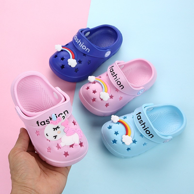 Unicon Pony รองเท้าแตะ รองเท้ารัดส้น  รองเท้าเด็กผู้หญิง 1-5 ขวบ ลายม้าโพนี่ ยูนิคอน สีสดใส นิ่ม เบา กันลื่น ใส่สบาย D5