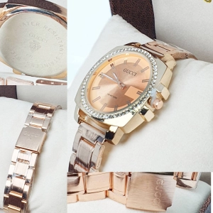 สินค้า (GUCCI) กันน้ำ นาฬิกาผู้หญิง นาฬิกากุชชี่  สายเหล็ก นาฬิกาผู้หญิง กุชชี่สายเหล็ก นาฬิกาแบร์นเนมหญิง RC880