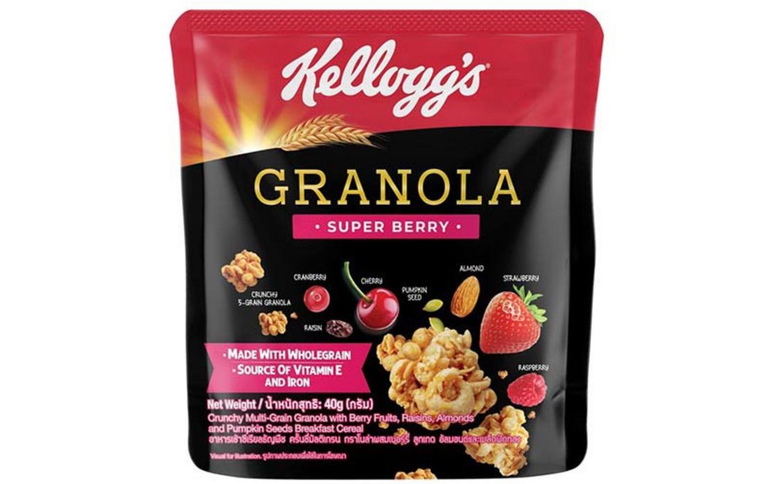 Kellogg's Super Berry Granola Deluxe Nuts เคลล็อกส์ ซูเปอร์ เบอร์รี่ ก