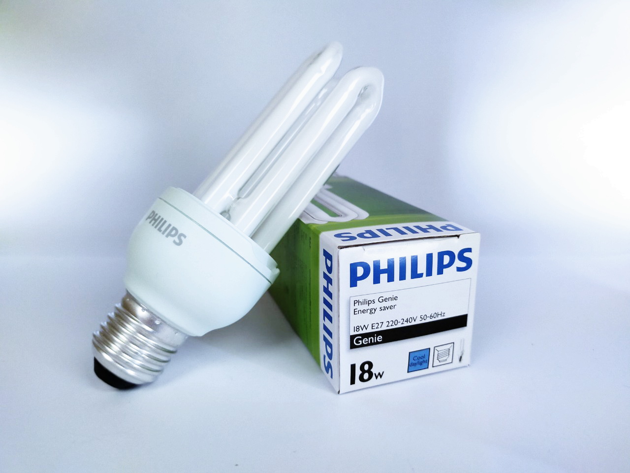 หลอดตะเกียบ Philips หลอดประหยัดไฟ กำลัง 18 วัตต์ Cool Day Light
